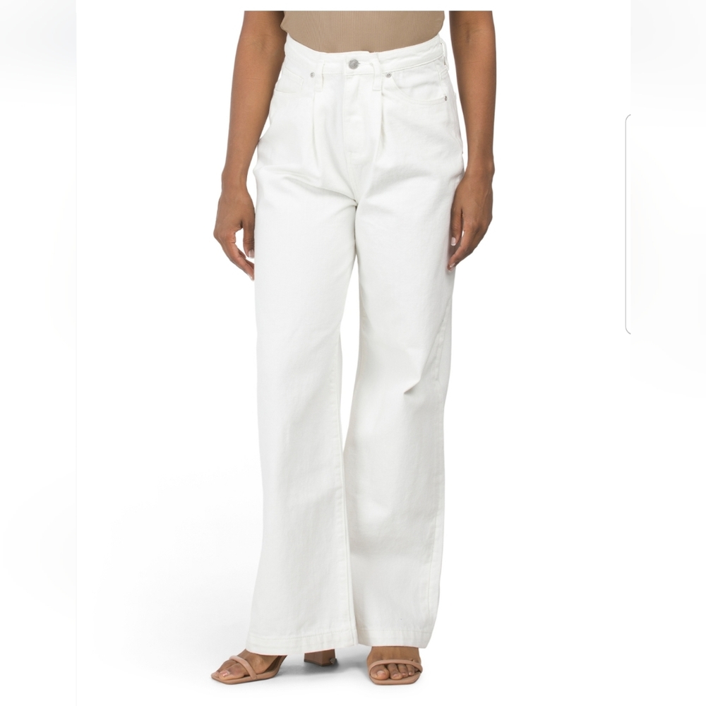 Grey Lab high waist pleat front baggy Jeans sz 28 (sz 6) white cream
